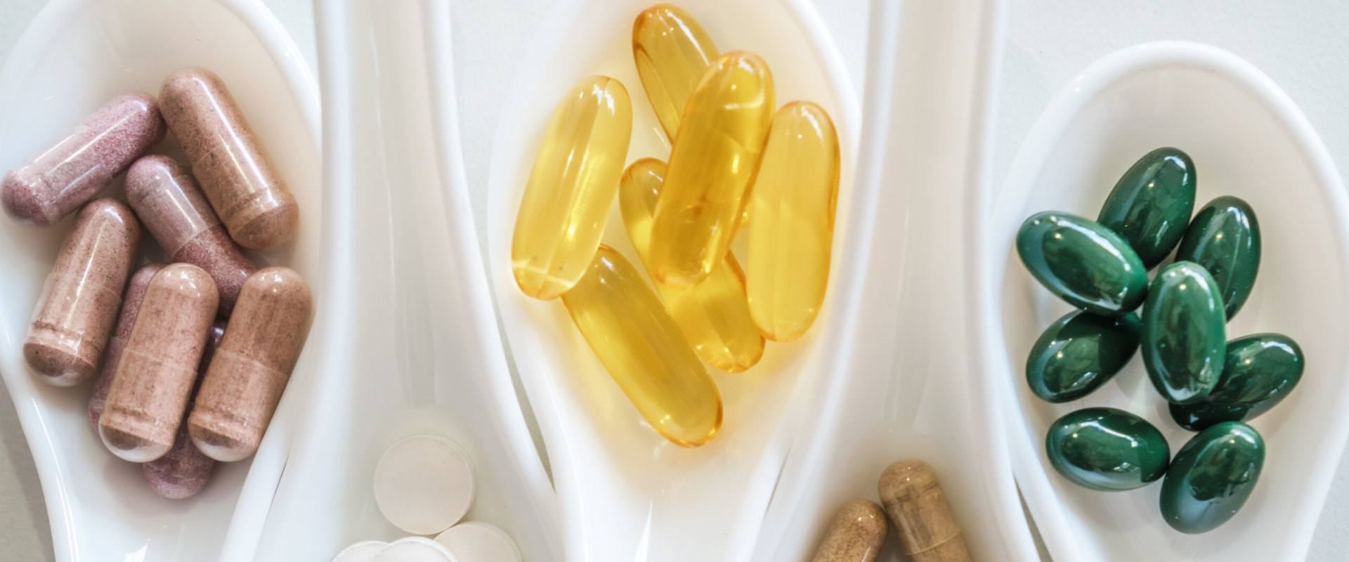 How are advertisements for dietary supplements regulated?